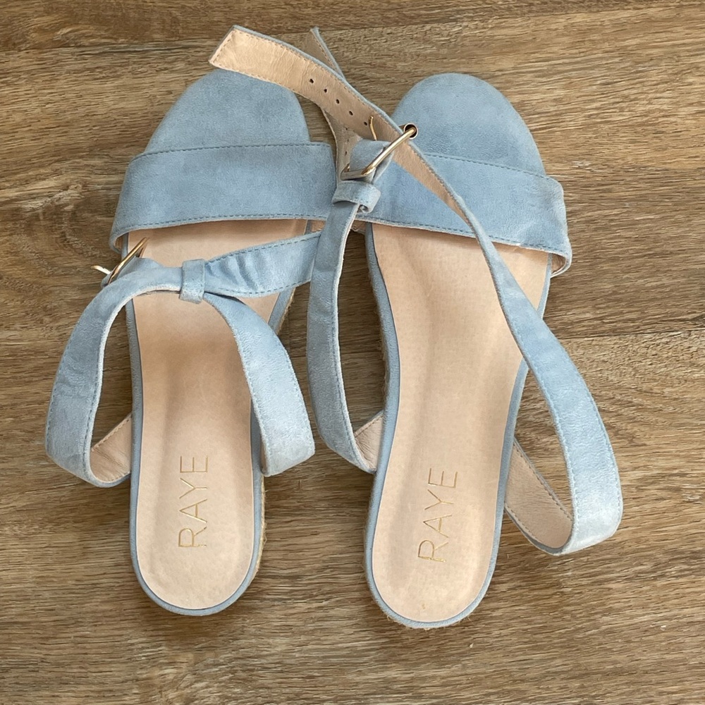 RAYE Liza Sandal in Cloud, Size 6.5 - Picture 4 of 5